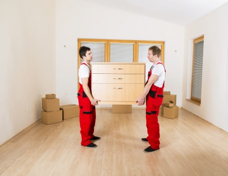 Careful loading of sofas and household furniture for transport